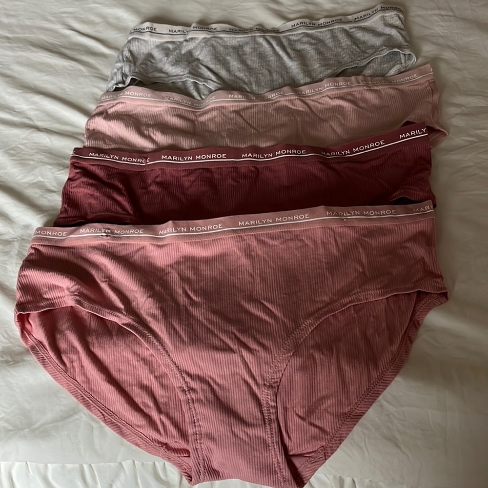Marilyn Monroe rayon spandex, hipster panties!